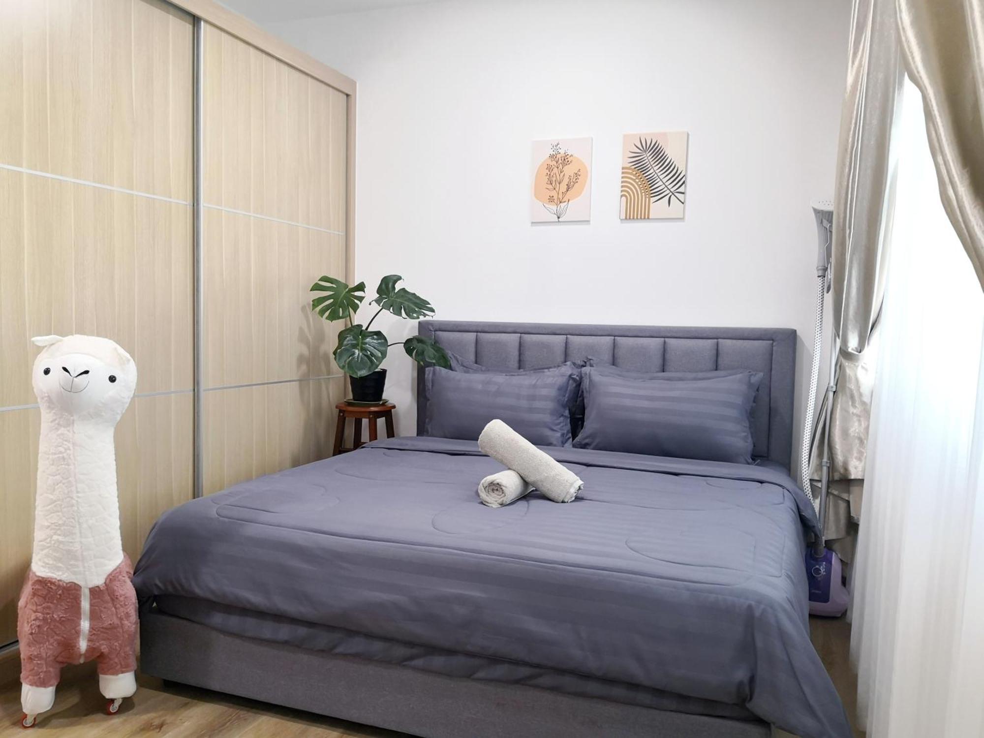 Hanns&kingbed&wifi@comfortstay4